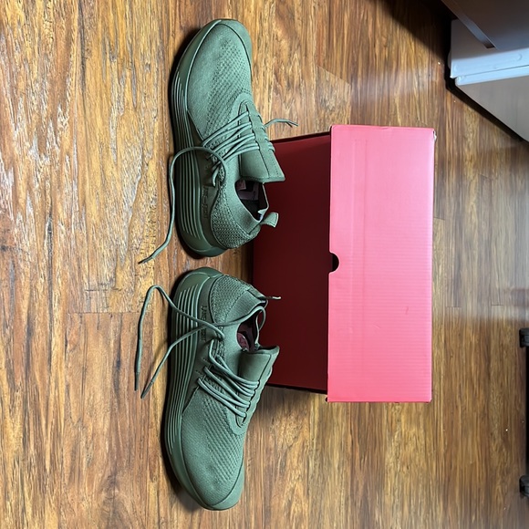 Lane Eight shoes - Picture 5 of 8